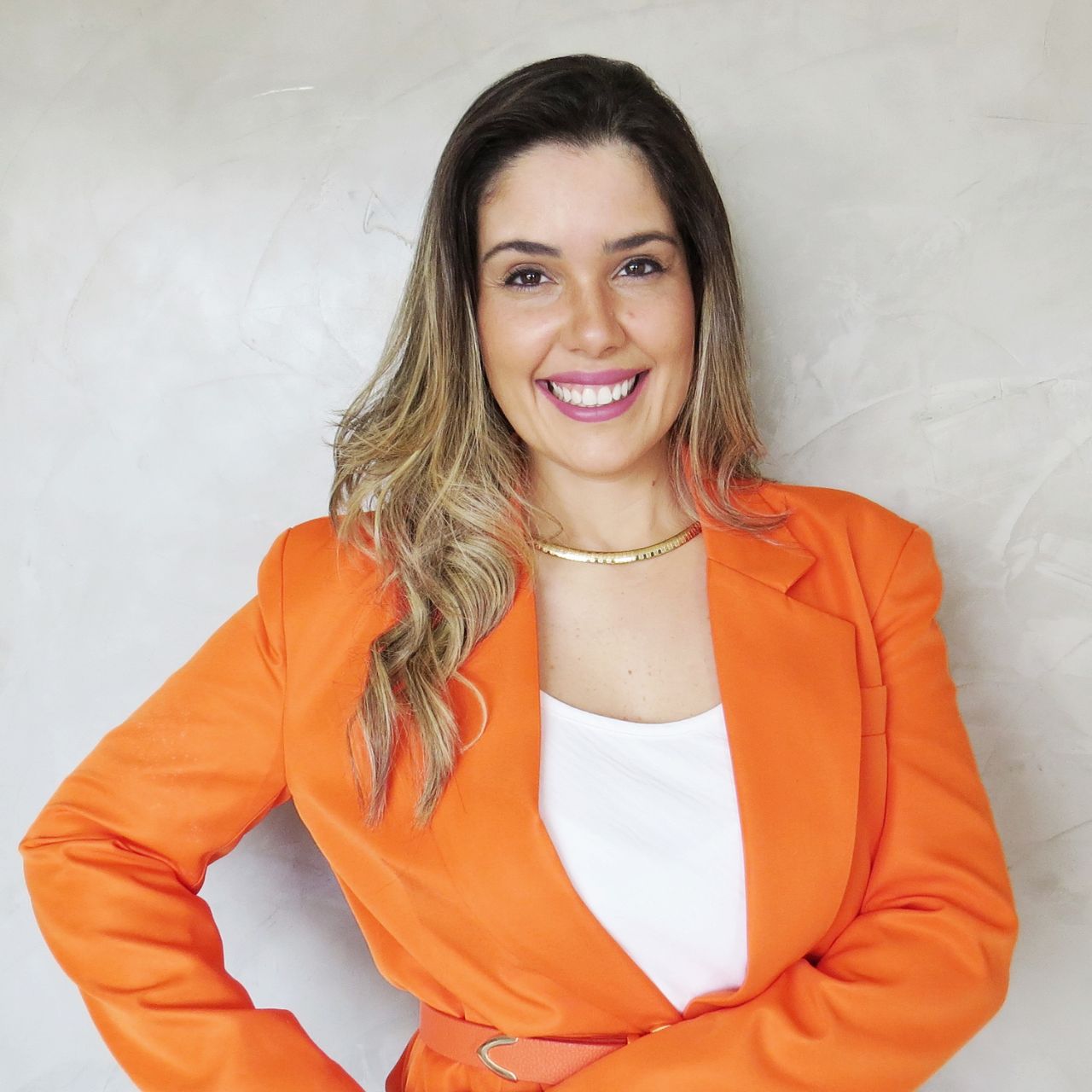 Dra Juliana Oliveira- Especialista em Lipedema